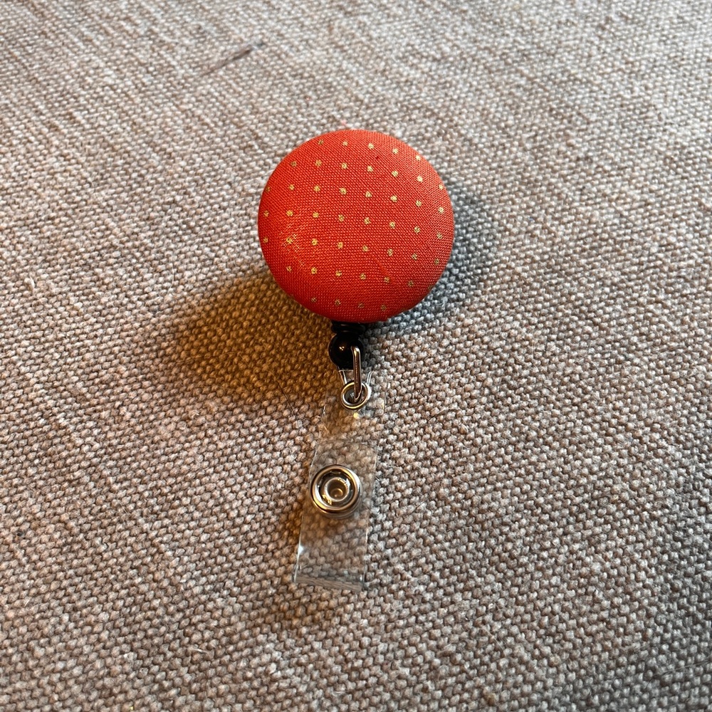 Badge reel
